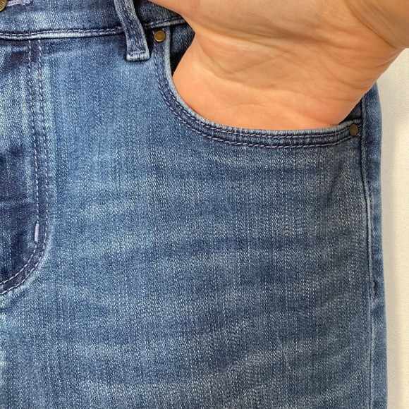 Ann Taylor Jeans Womens Sz 6 Blue Floral Embroidered Ankle Skinny Cotton Stretch - Picture 3 of 11